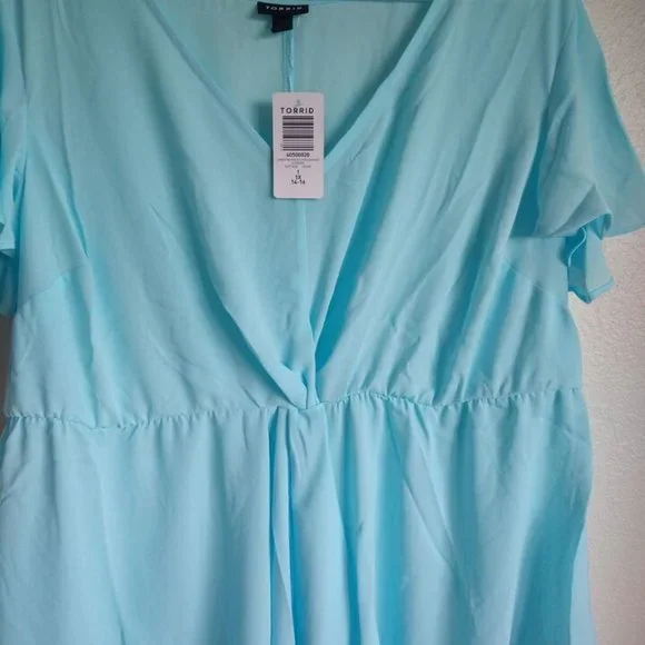 Torrid 1X Blue Sheer Top NWT - Picture 2 of 4